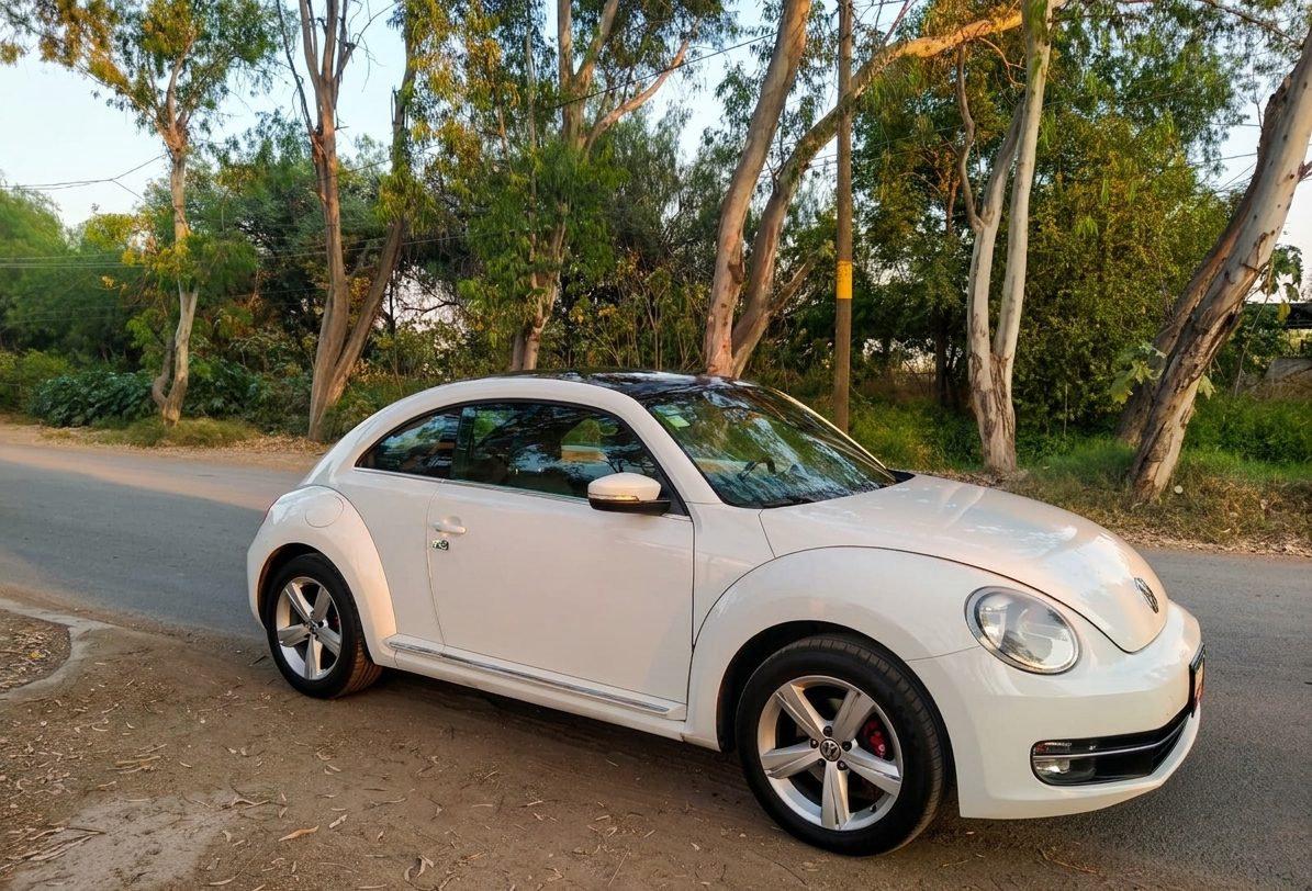 2015 volkswagen Beetle foto