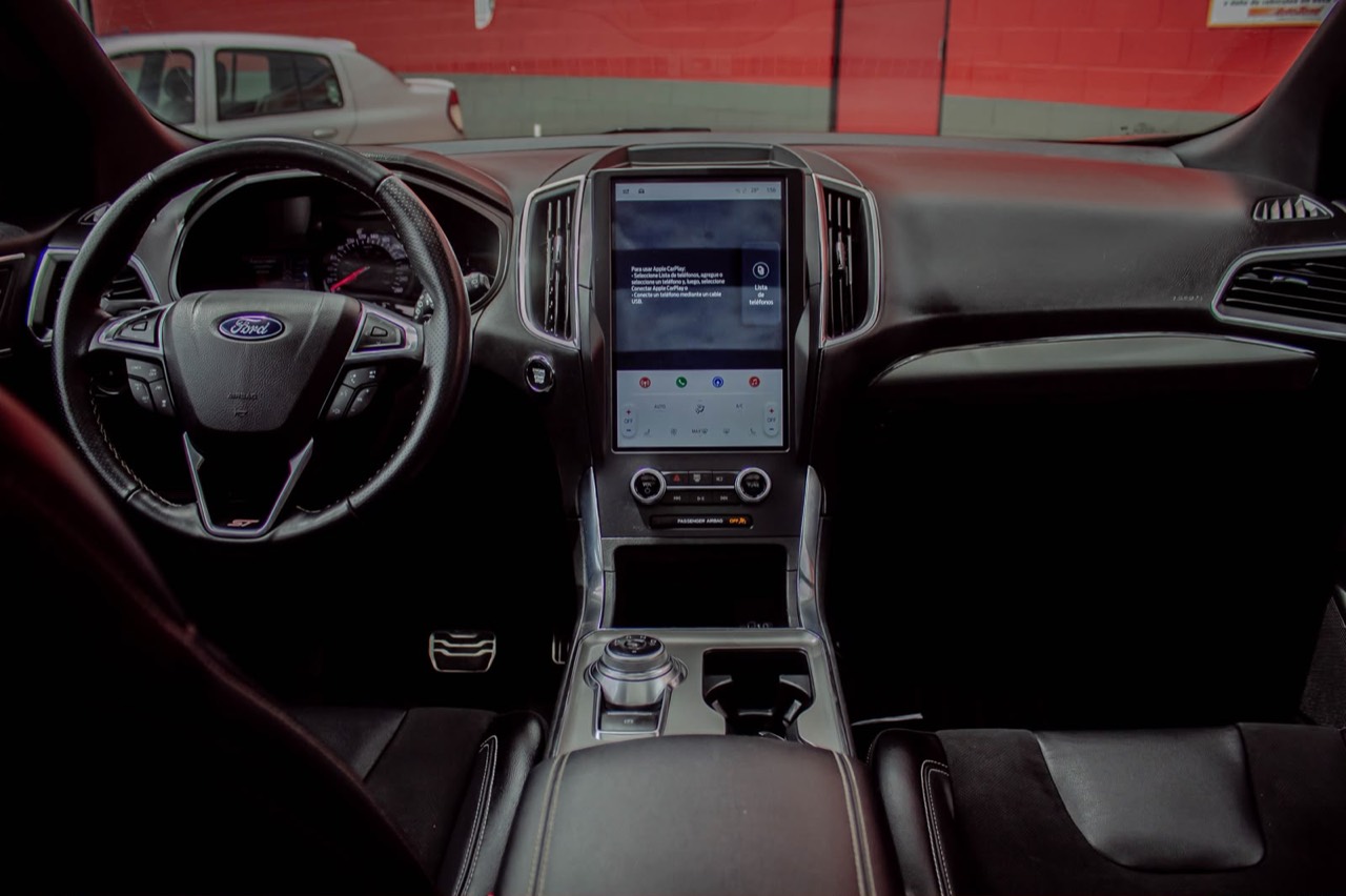 2022 Ford Edge ST foto