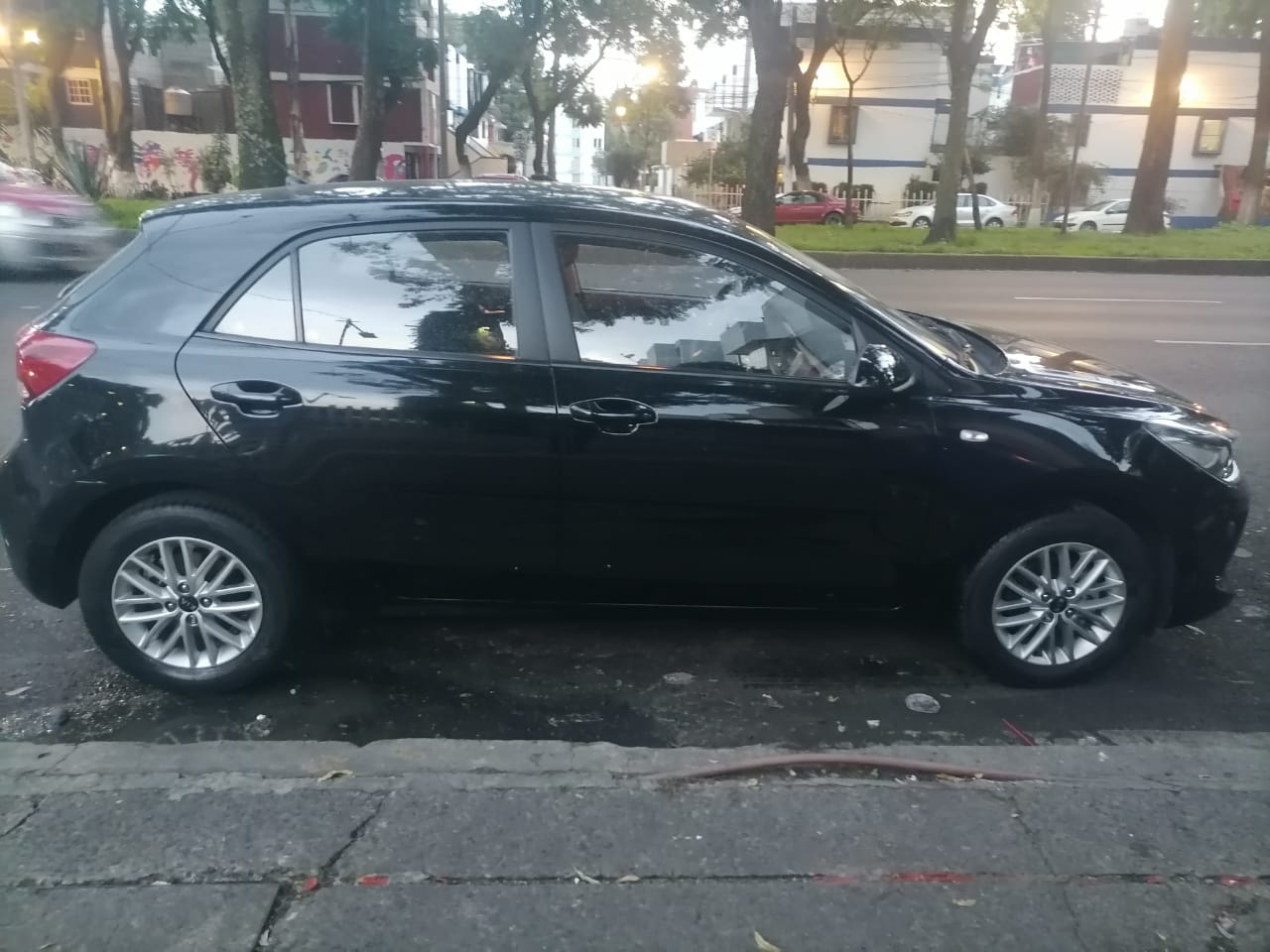 2020 Kia RIO foto