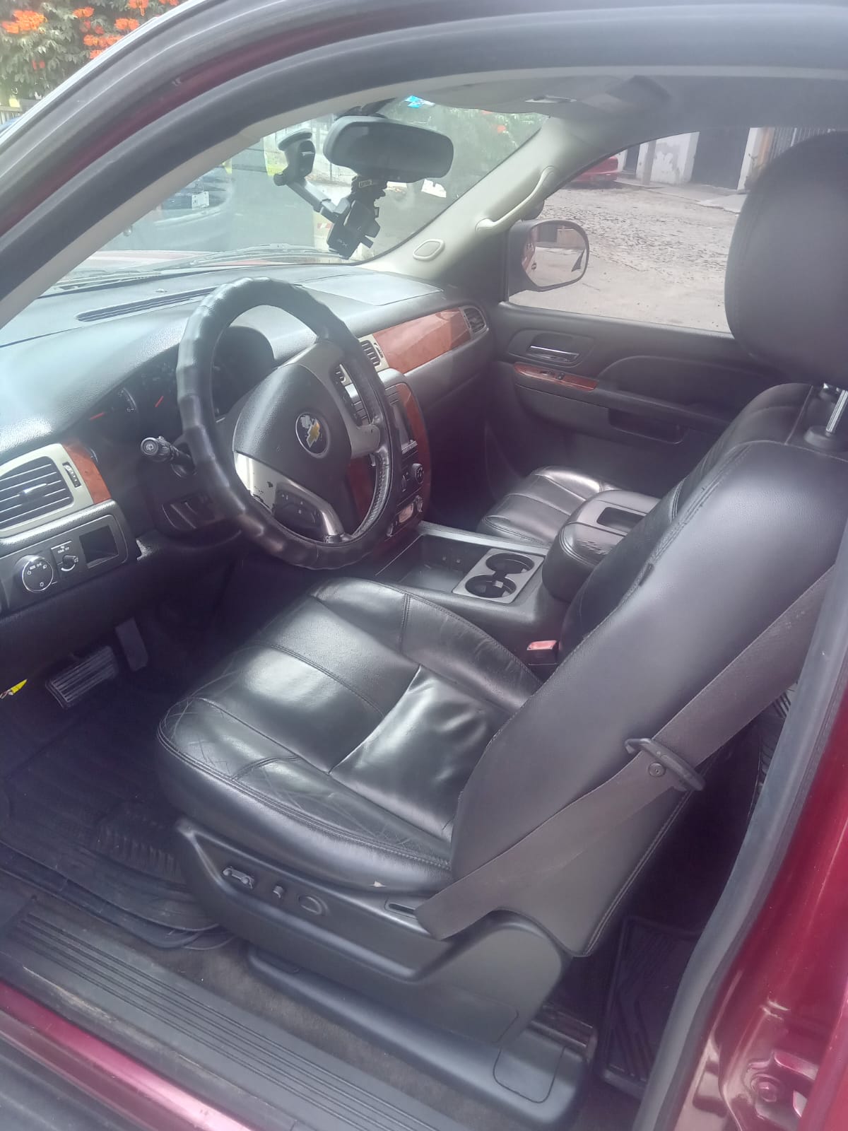2011 CHEVROLET TAHOE foto