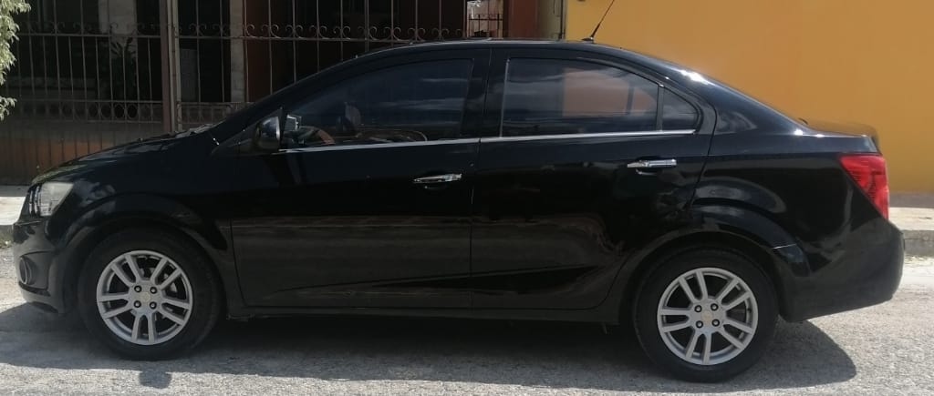 2016 Chevrolet Sonic Ltz foto